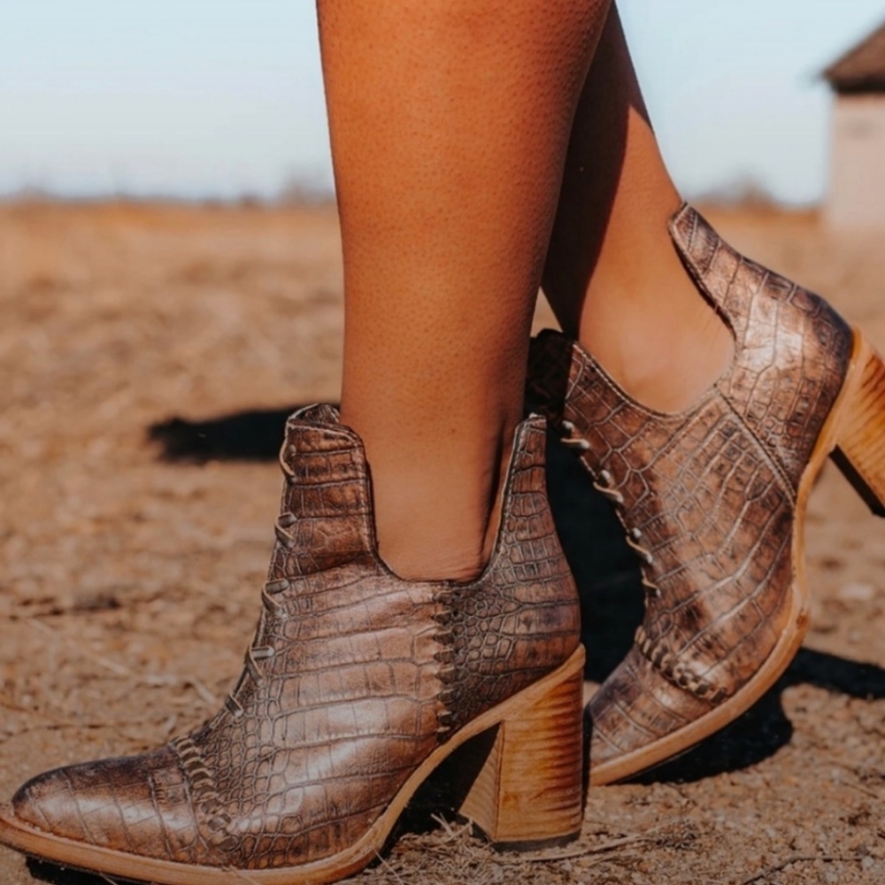 Rare freebird Jameson booties